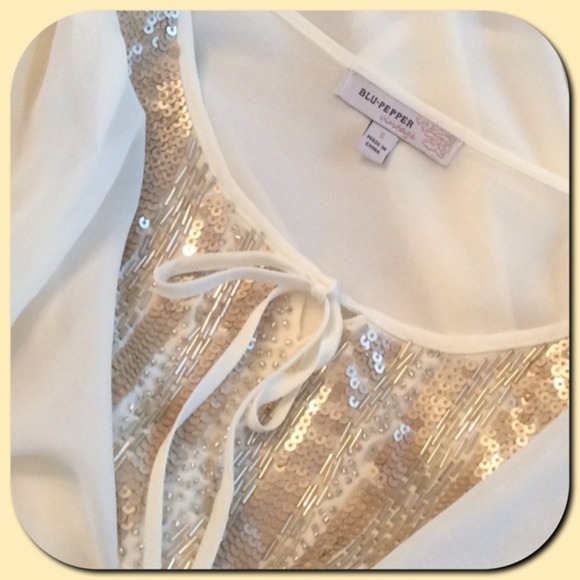 Blu-pepper 💕Sheer Babydoll w/Gold Sequins Blouse - Picture 4 of 4